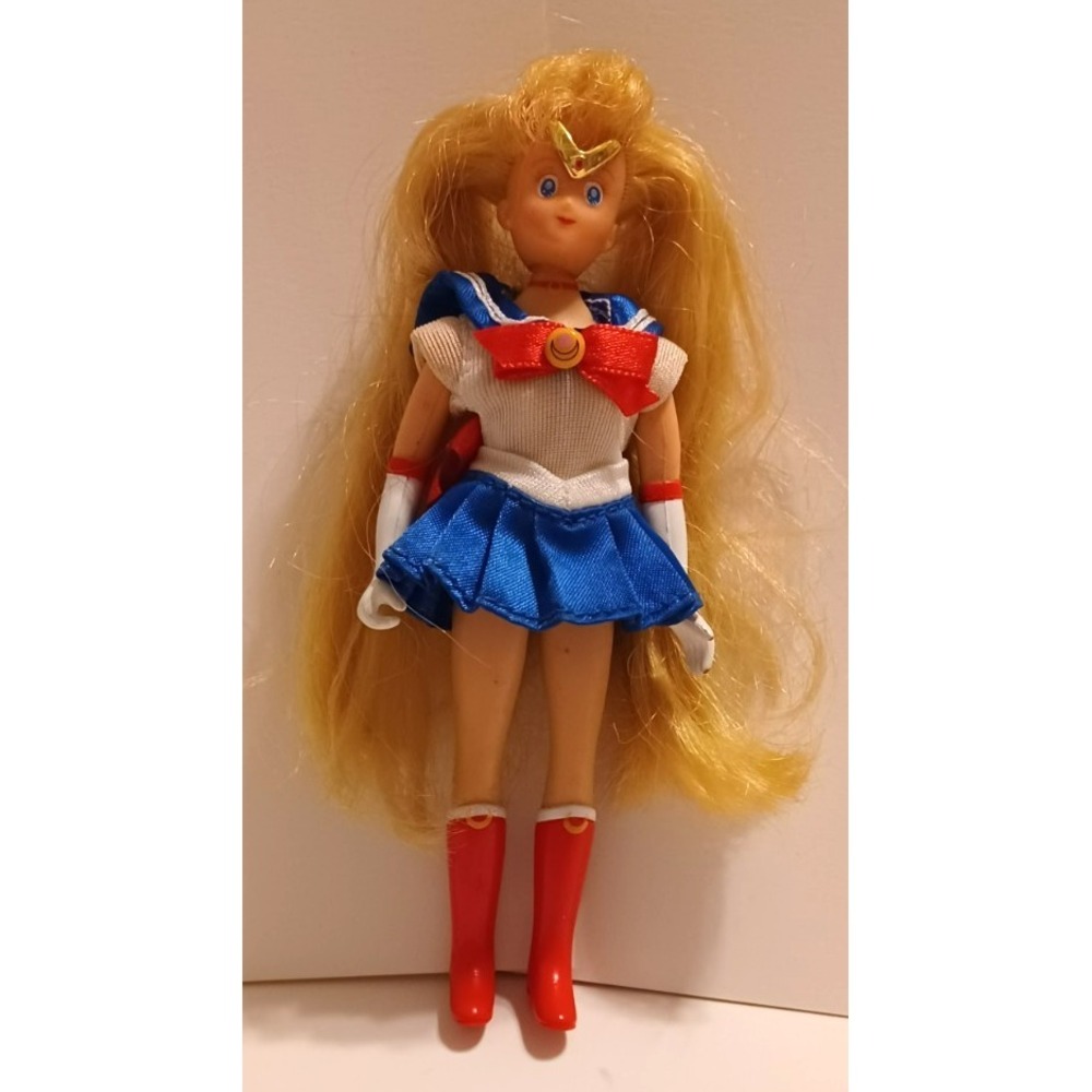 Vintage 2000 Irwin Toys Sailor Moon Poseable 6" Anime Adventure Doll Toy